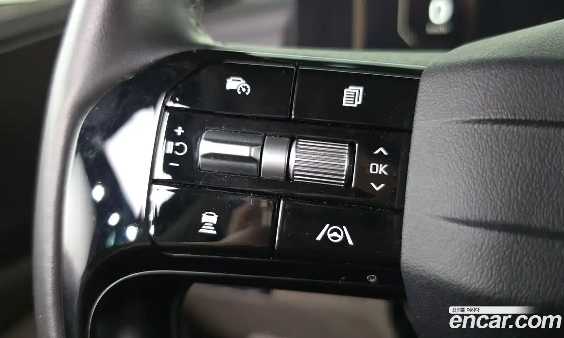 Kia Carnival 2024 1.6 автомат (гидро), фото 23