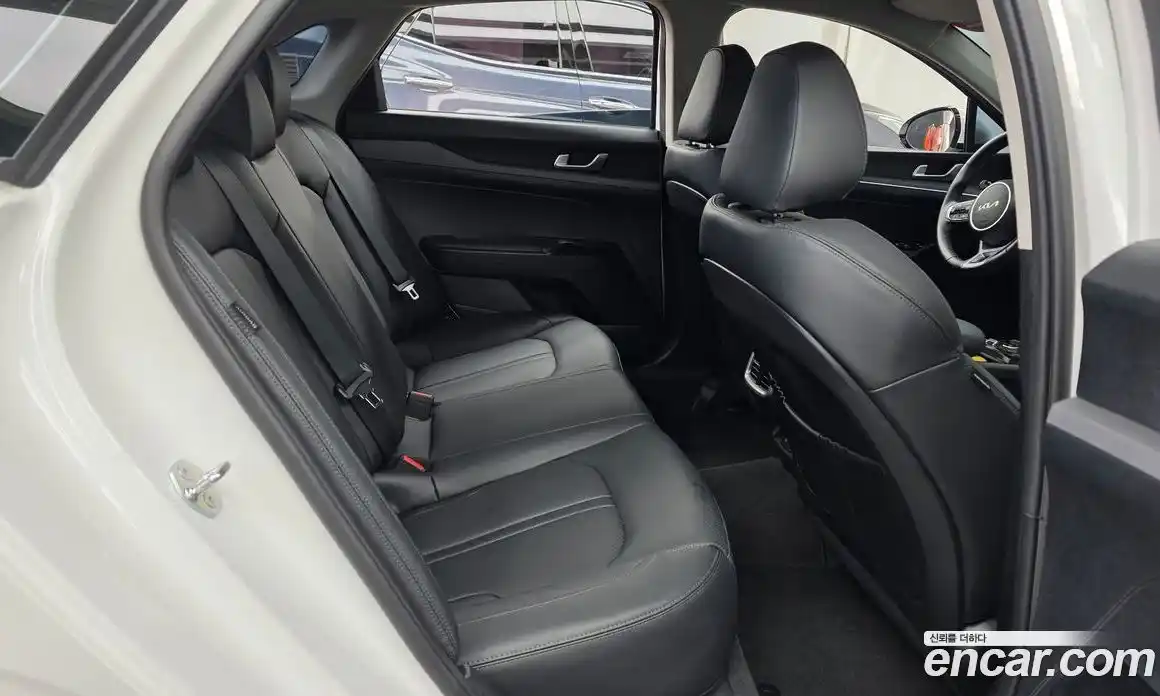 Kia K5 (Optima) 2025 2.0 автомат (гидро), фото 17