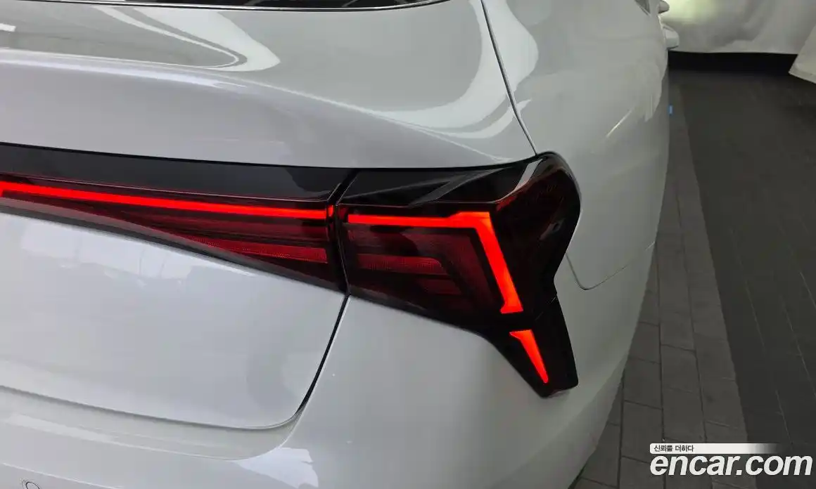 Kia K5 (Optima) 2025 2.0 автомат (гидро), фото 9