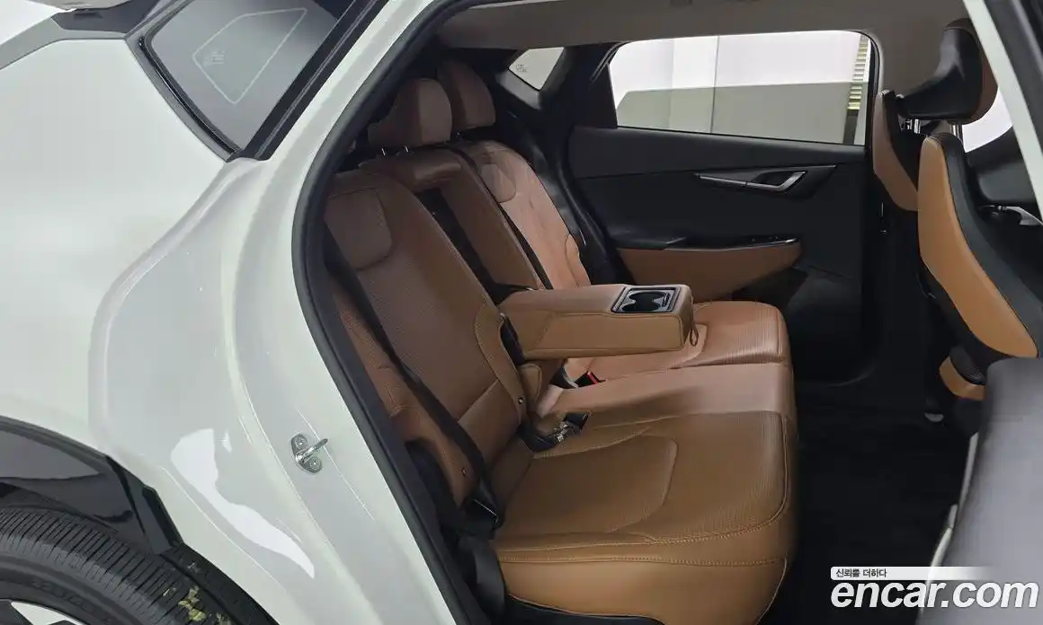 Kia EV6 2025 0.1 автомат (гидро), фото 17