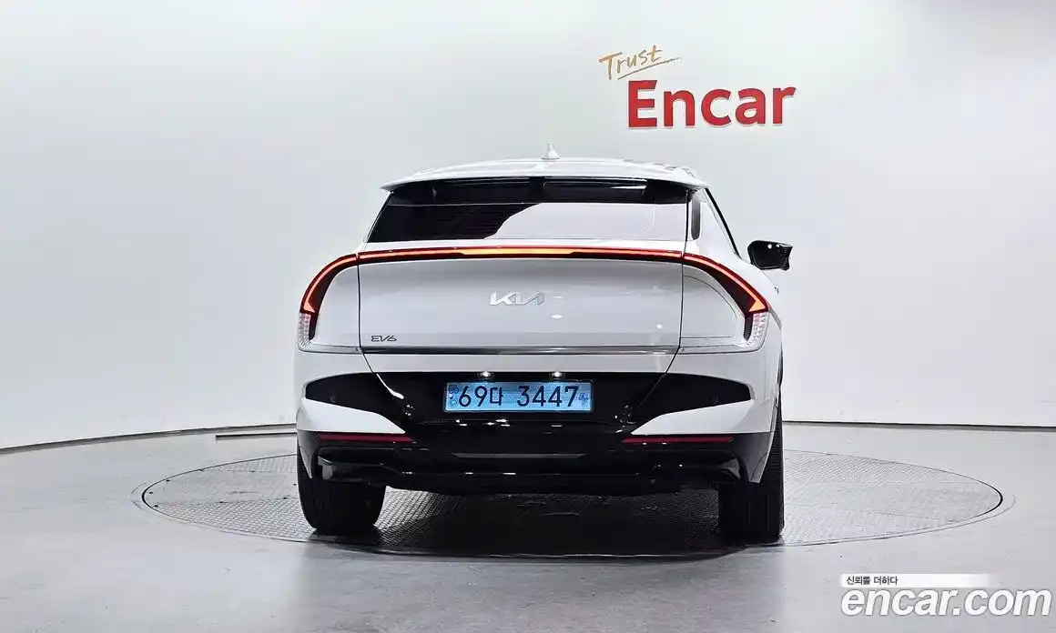 Kia EV6 2025 0.1 автомат (гидро), фото 4