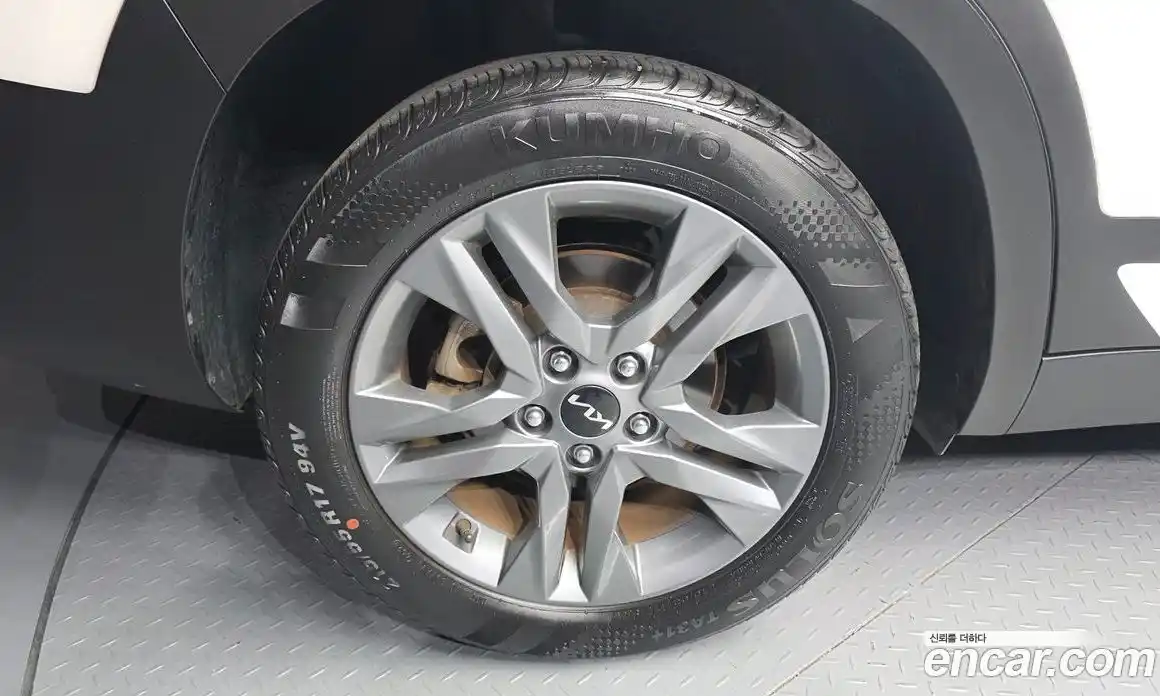 Kia Seltos 2021 1.6 автомат (гидро), фото 5