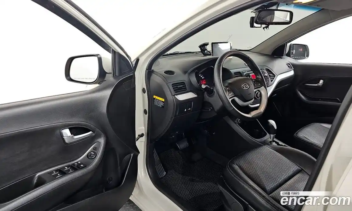 Kia Morning 2012 1.0 автомат (гидро), фото 13