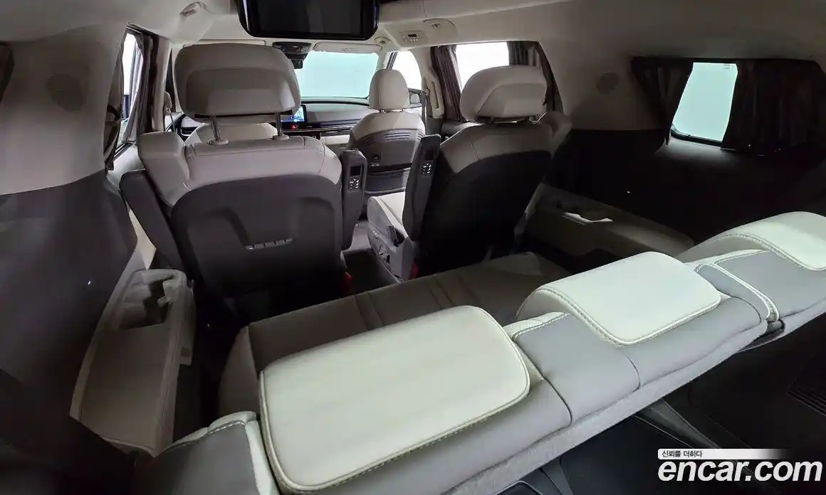 Kia Carnival 2024 1.6 автомат (гидро), фото 15