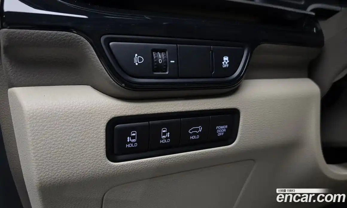 Kia Carnival 2024 1.6 автомат (гидро), фото 19