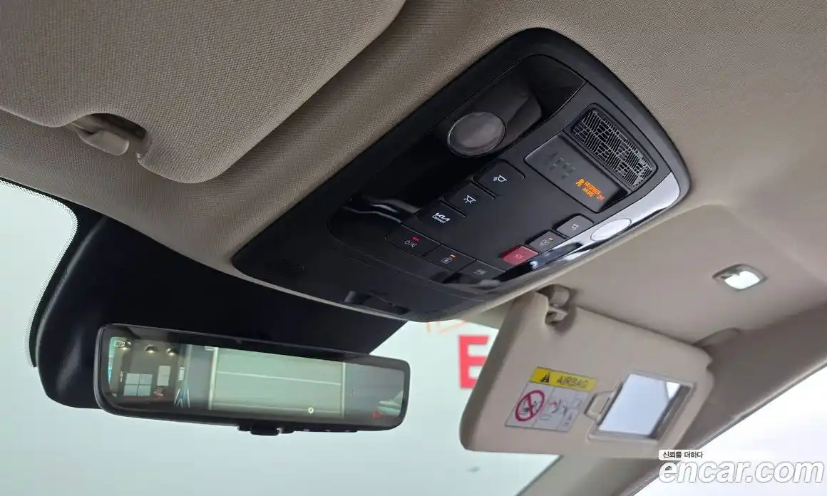 Kia Carnival 2024 1.6 автомат (гидро), фото 29