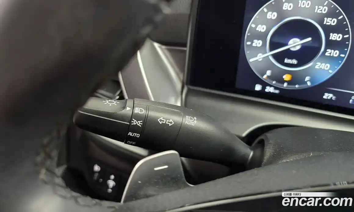 Kia Seltos 2023 1.6 автомат (гидро), фото 28