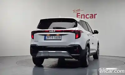 Kia Seltos 2023 1.6 автомат (гидро), миниатюра 4