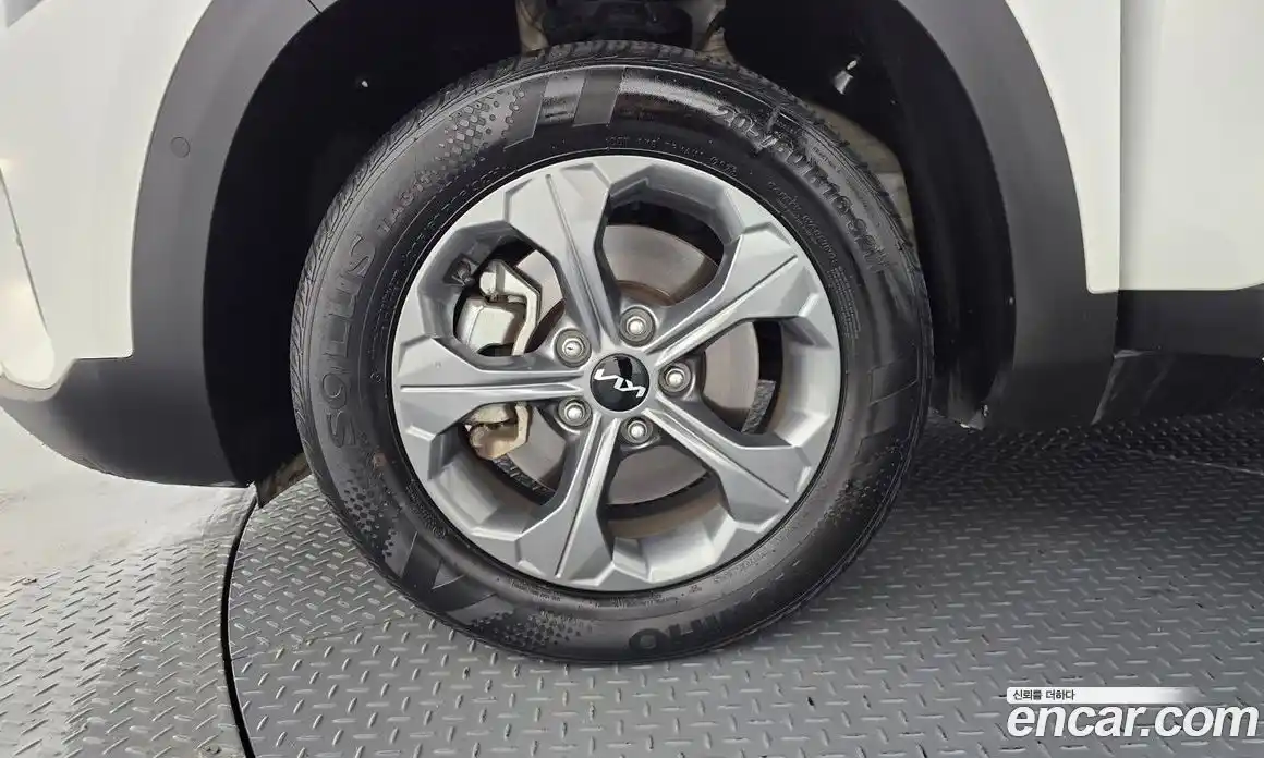 Kia Seltos 2023 1.6 автомат (гидро), фото 5
