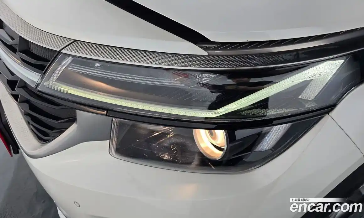 Kia Seltos 2023 1.6 автомат (гидро), фото 8