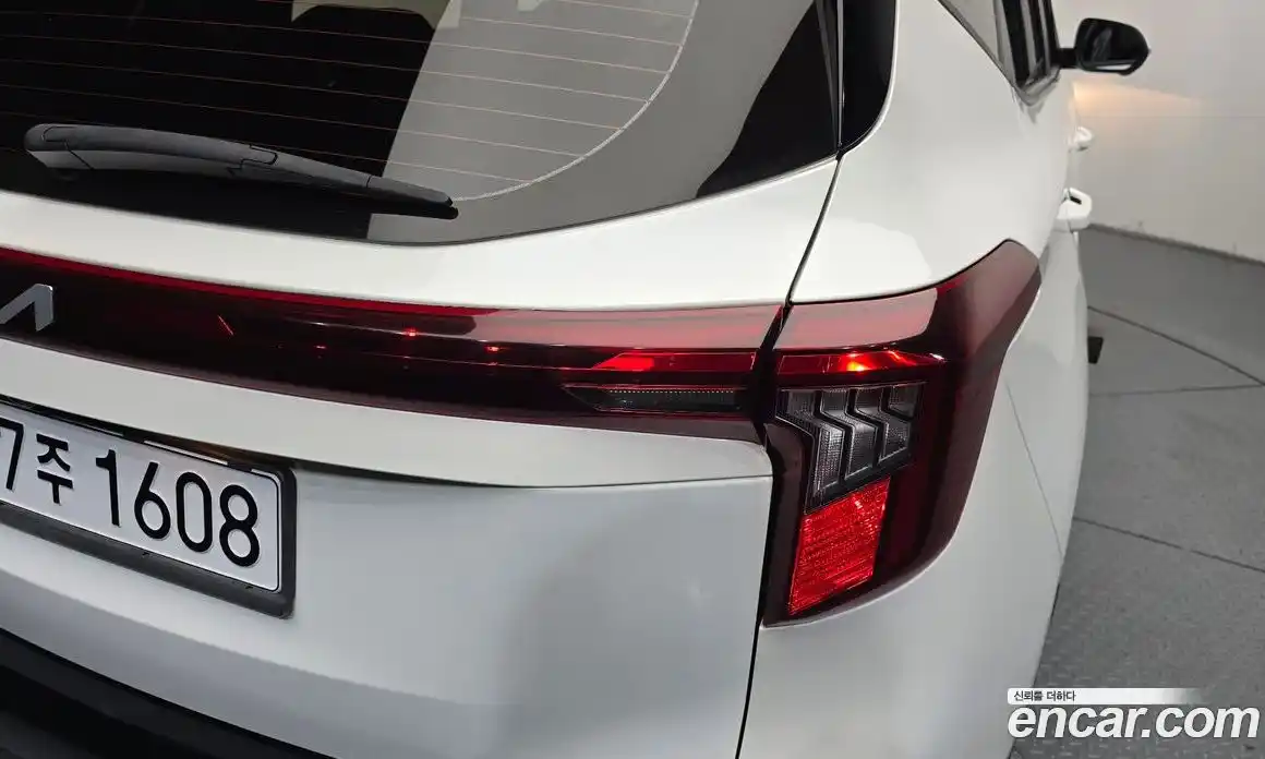 Kia Seltos 2023 1.6 автомат (гидро), фото 9