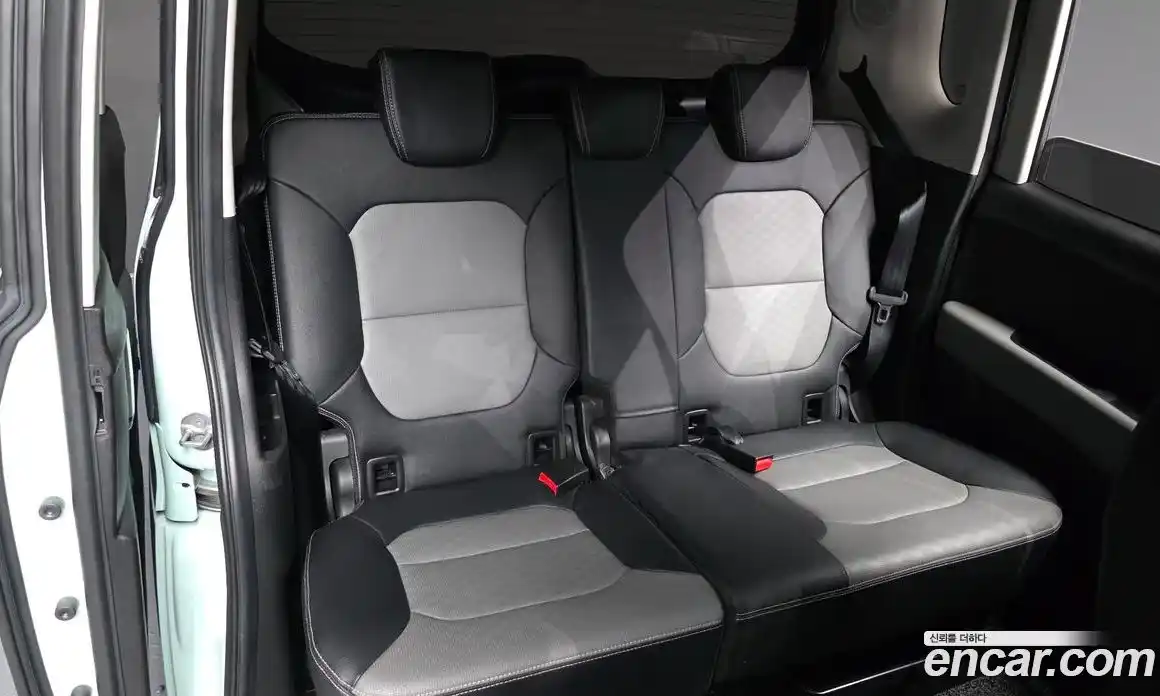 Kia Ray 2022 1.0 автомат (гидро), фото 18