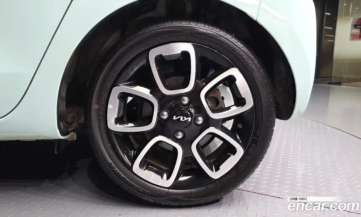 Kia Ray 2022 1.0 автомат (гидро), фото 7