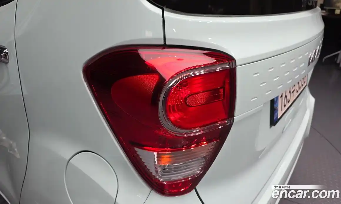 Kia Ray 2022 1.0 автомат (гидро), фото 9