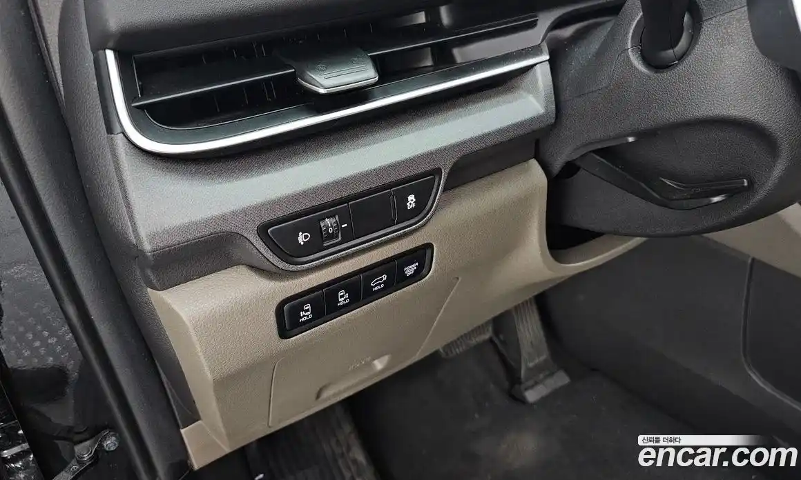 Kia Carnival 2024 1.6 автомат (гидро), фото 22