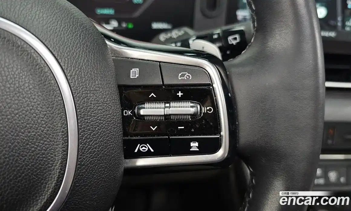 Kia Carnival 2024 1.6 автомат (гидро), фото 34