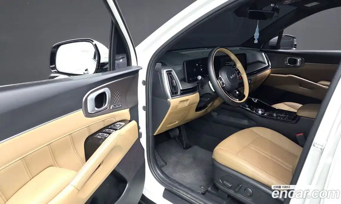 Kia Sorento 2023 1.6 автомат (гидро), фото 13
