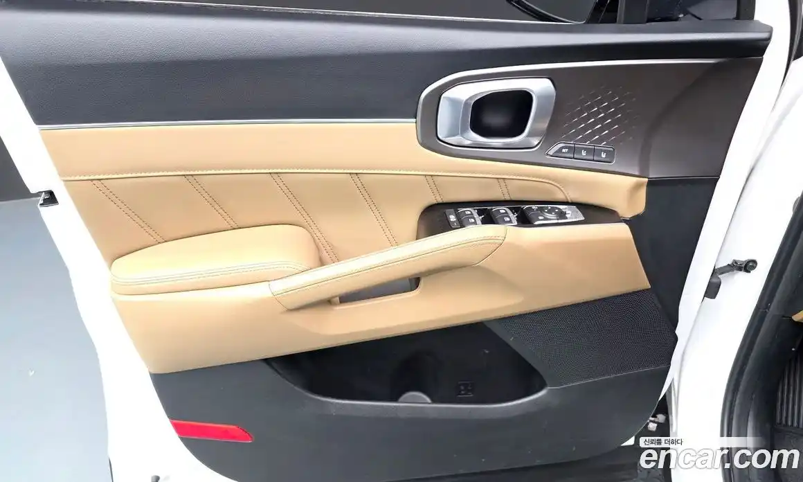 Kia Sorento 2023 1.6 автомат (гидро), фото 14