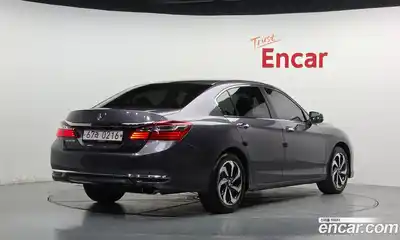 Honda Accord 2016 2.4 автомат (гидро), миниатюра 2