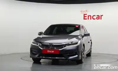 Honda Accord 2016 2.4 автомат (гидро), миниатюра 3