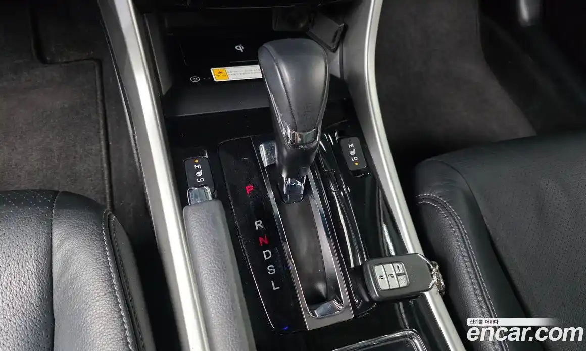 Honda Accord 2016 2.4 автомат (гидро), фото 9