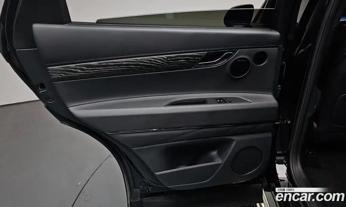 Genesis GV80 2025 3.5 автомат (гидро), фото 14