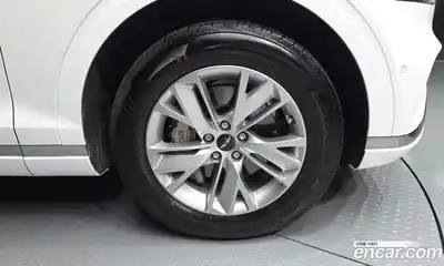 Genesis GV70 2024 2.5 автомат (гидро), миниатюра 7