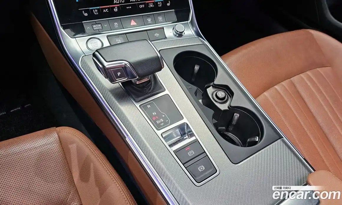 Audi A6 2020 2.0 автомат (гидро), фото 9