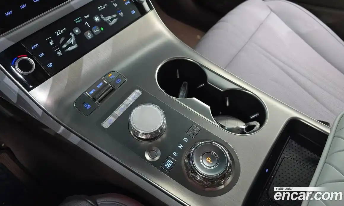 Genesis GV70 2024 2.5 автомат (гидро), фото 12