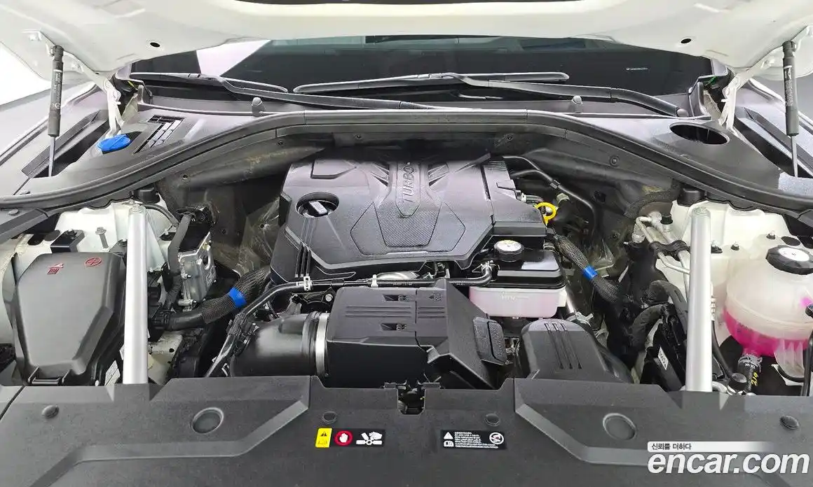 Genesis GV70 2024 2.5 автомат (гидро), фото 6