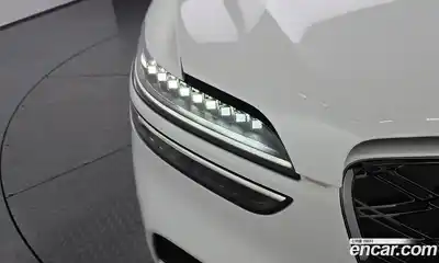 Genesis GV70 2024 2.5 автомат (гидро), миниатюра 8