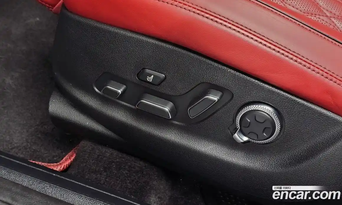 Genesis GV70 2023 2.5 автомат (гидро), фото 27