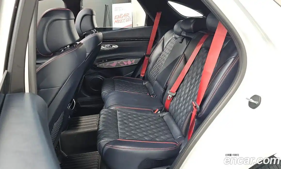 Genesis GV70 2021 2.5 автомат (гидро), фото 18