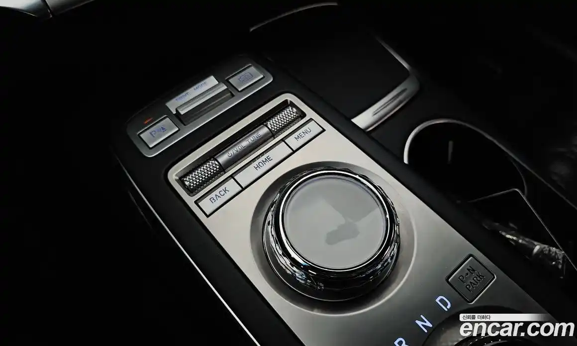 Genesis GV70 2021 2.5 автомат (гидро), фото 26