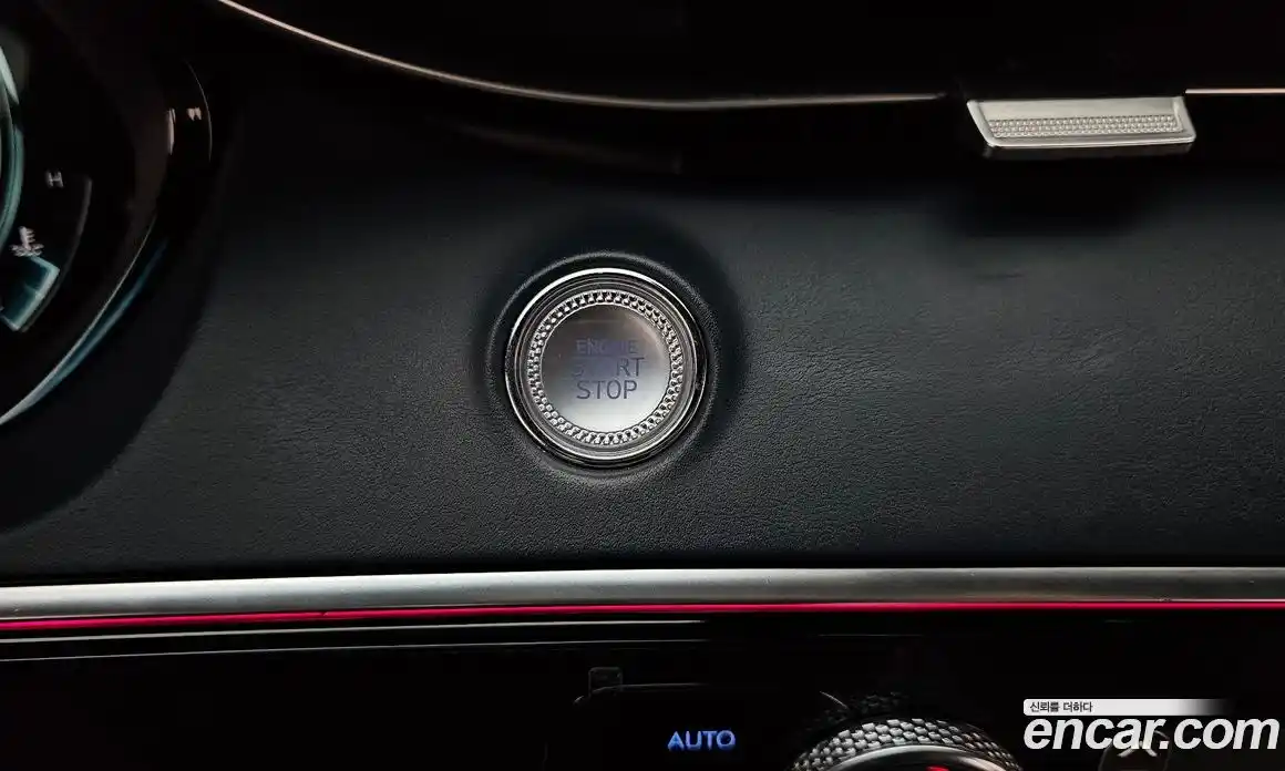 Genesis GV70 2021 2.5 автомат (гидро), фото 32