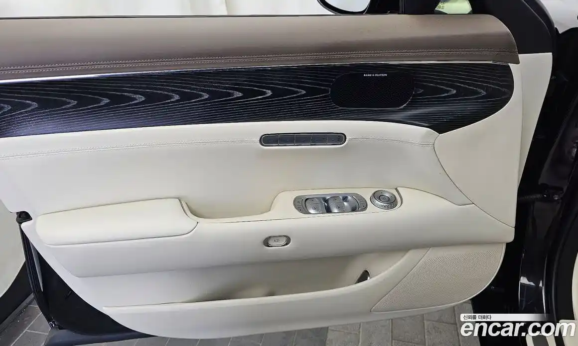 Genesis G90 2023 3.5 автомат (гидро), фото 14