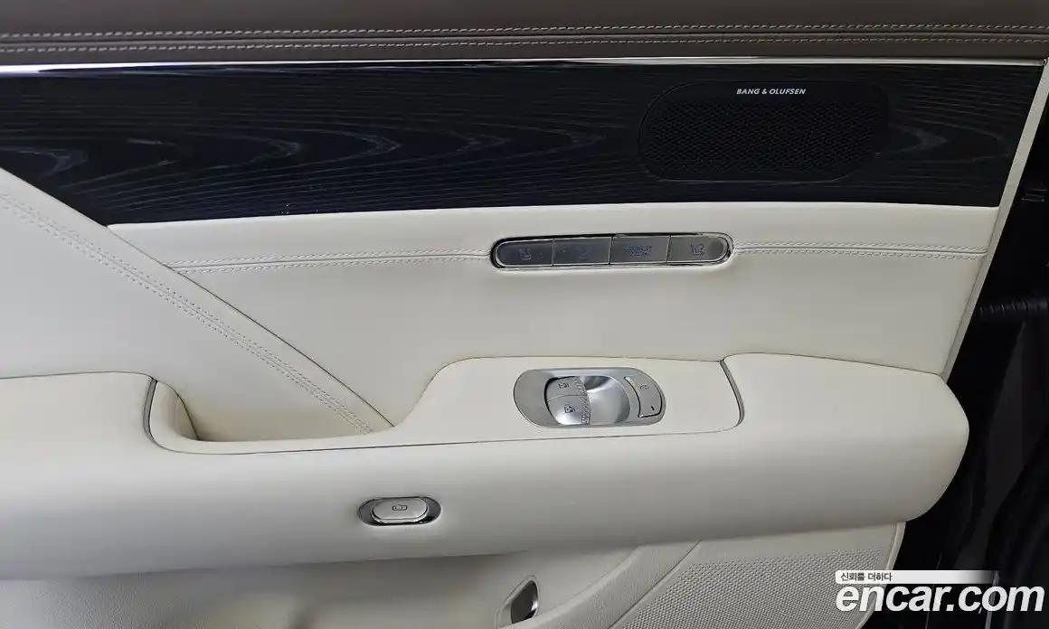 Genesis G90 2023 3.5 автомат (гидро), фото 31