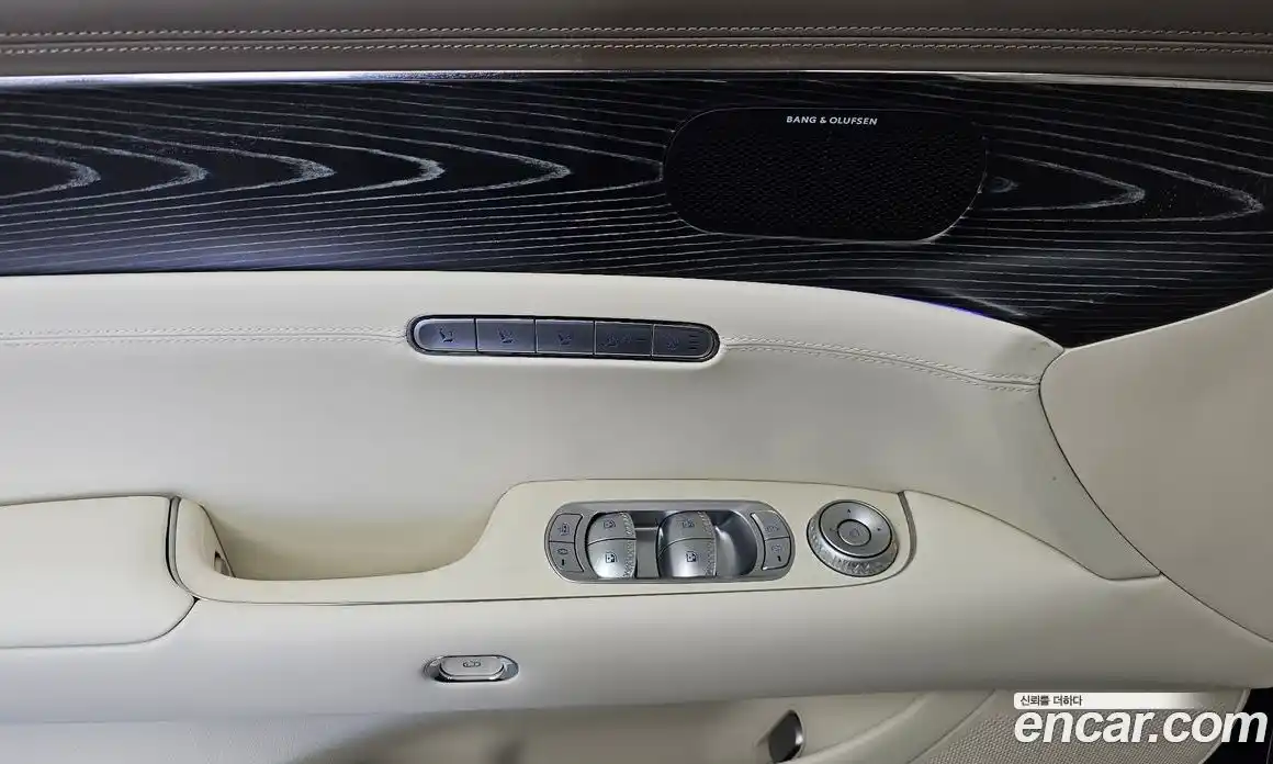 Genesis G90 2023 3.5 автомат (гидро), фото 36