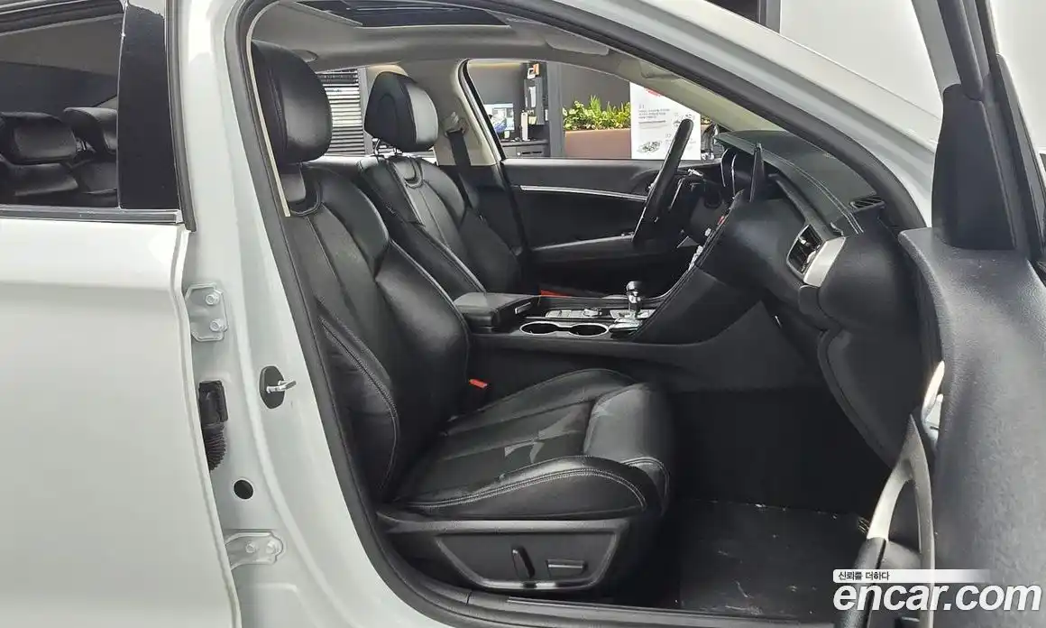Genesis G70 2021 2.0 автомат (гидро), фото 11