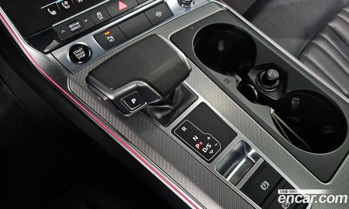 Audi A6 2021 2.0 автомат (гидро), фото 12