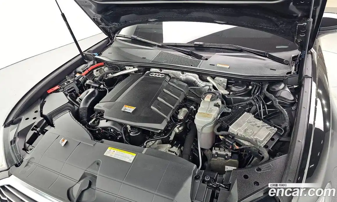 Audi A6 2021 2.0 автомат (гидро), фото 6