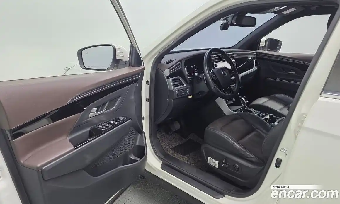 SsangYong Korando 2020 1.5 автомат (гидро), фото 13