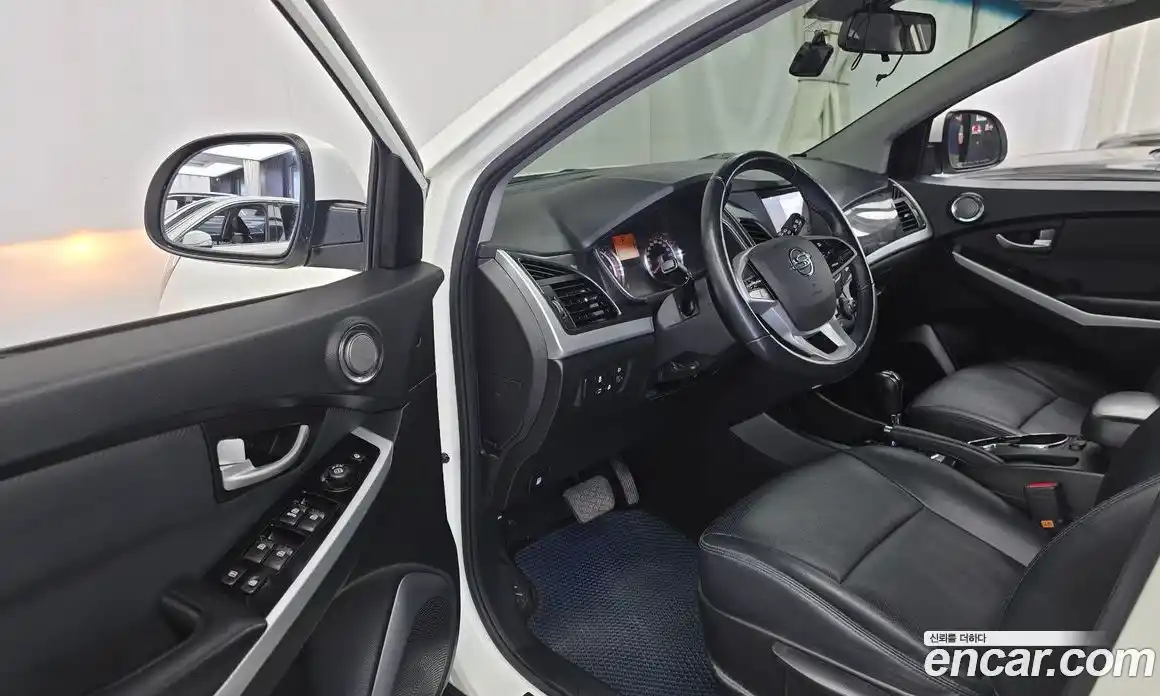 SsangYong Korando 2017 2.2 автомат (гидро), фото 13