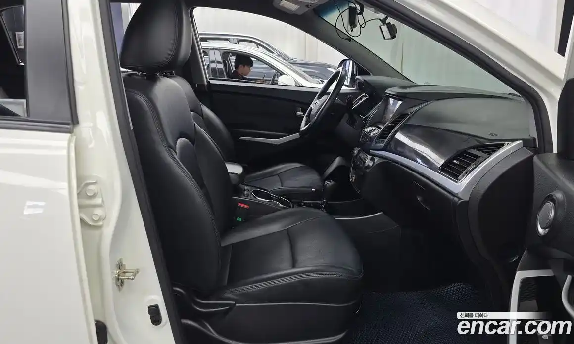 SsangYong Korando 2017 2.2 автомат (гидро), фото 16