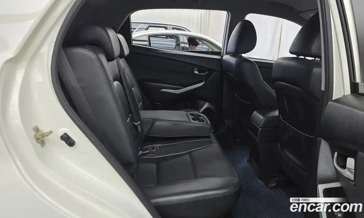 SsangYong Korando 2017 2.2 автомат (гидро), фото 17