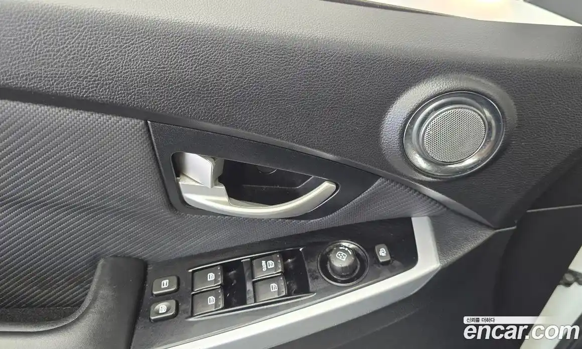 SsangYong Korando 2017 2.2 автомат (гидро), фото 28