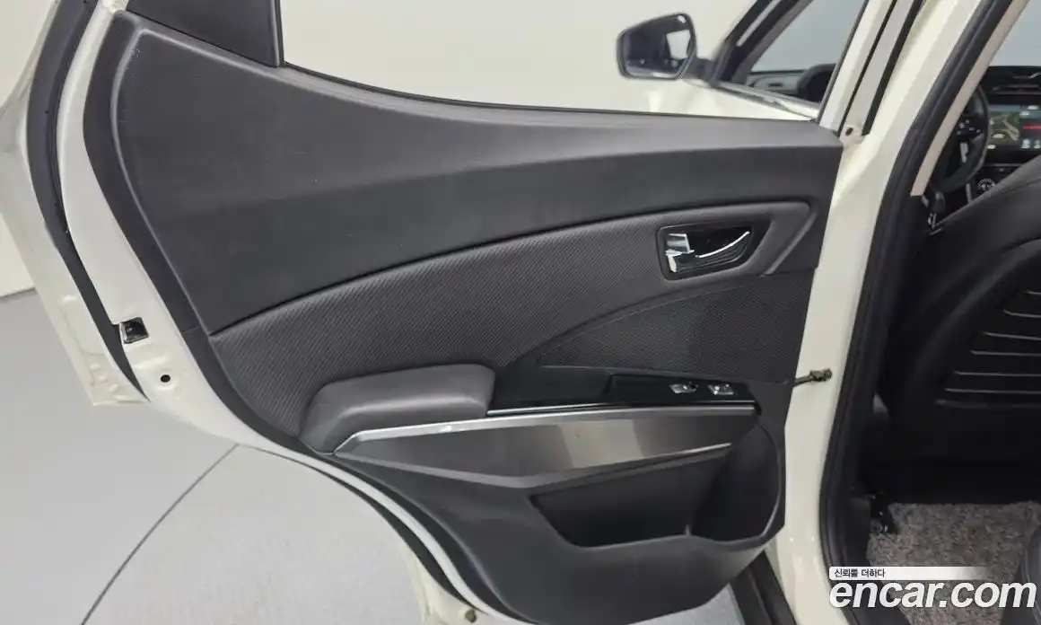 SsangYong TIBOLI 2020 1.5 автомат (гидро), фото 15