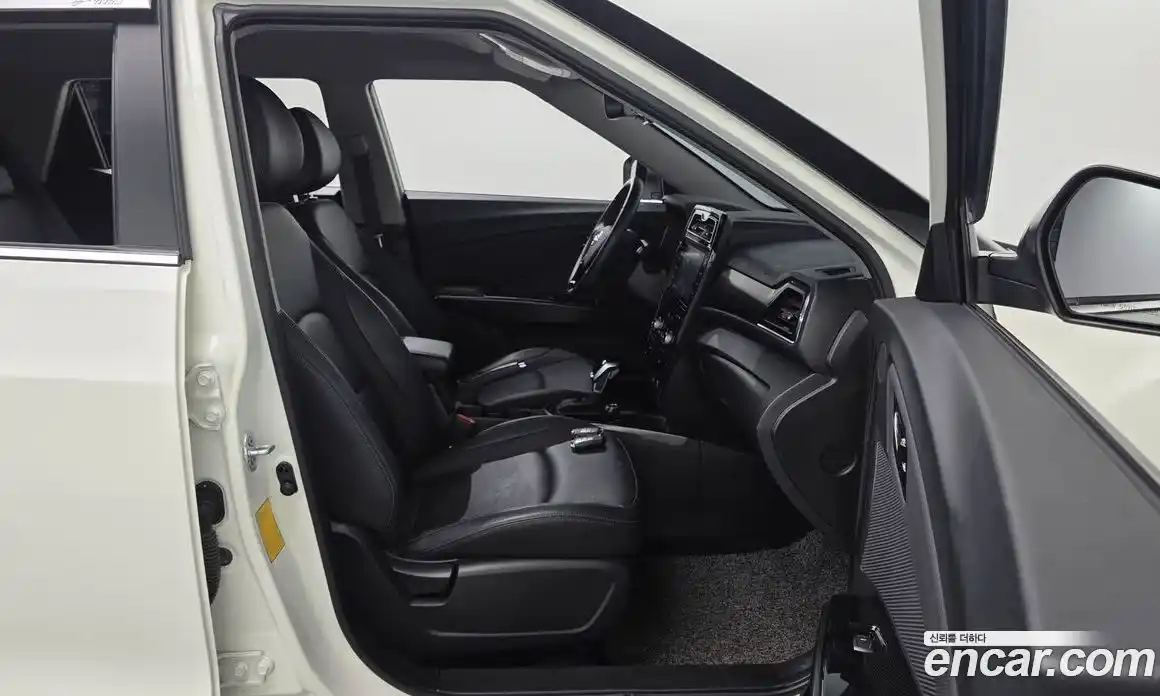 SsangYong TIBOLI 2020 1.5 автомат (гидро), фото 16