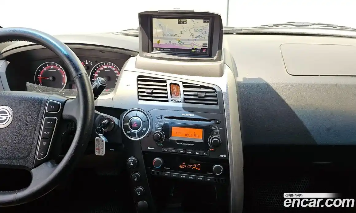 SsangYong Korando 2013 2.0 автомат (гидро), фото 13