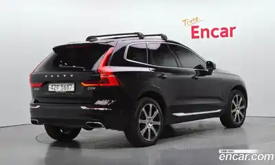Volvo XC60 2019 2.0 автомат (гидро), миниатюра 2